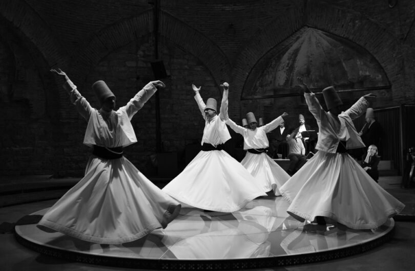 Whirling,Dervishes,And,Musicians,Perform-istanbul,-turkey,11-02-2013